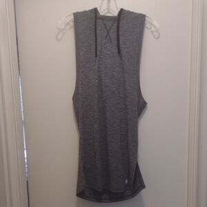 Under Armour Side Split Gray Hooded Tank (J564)
